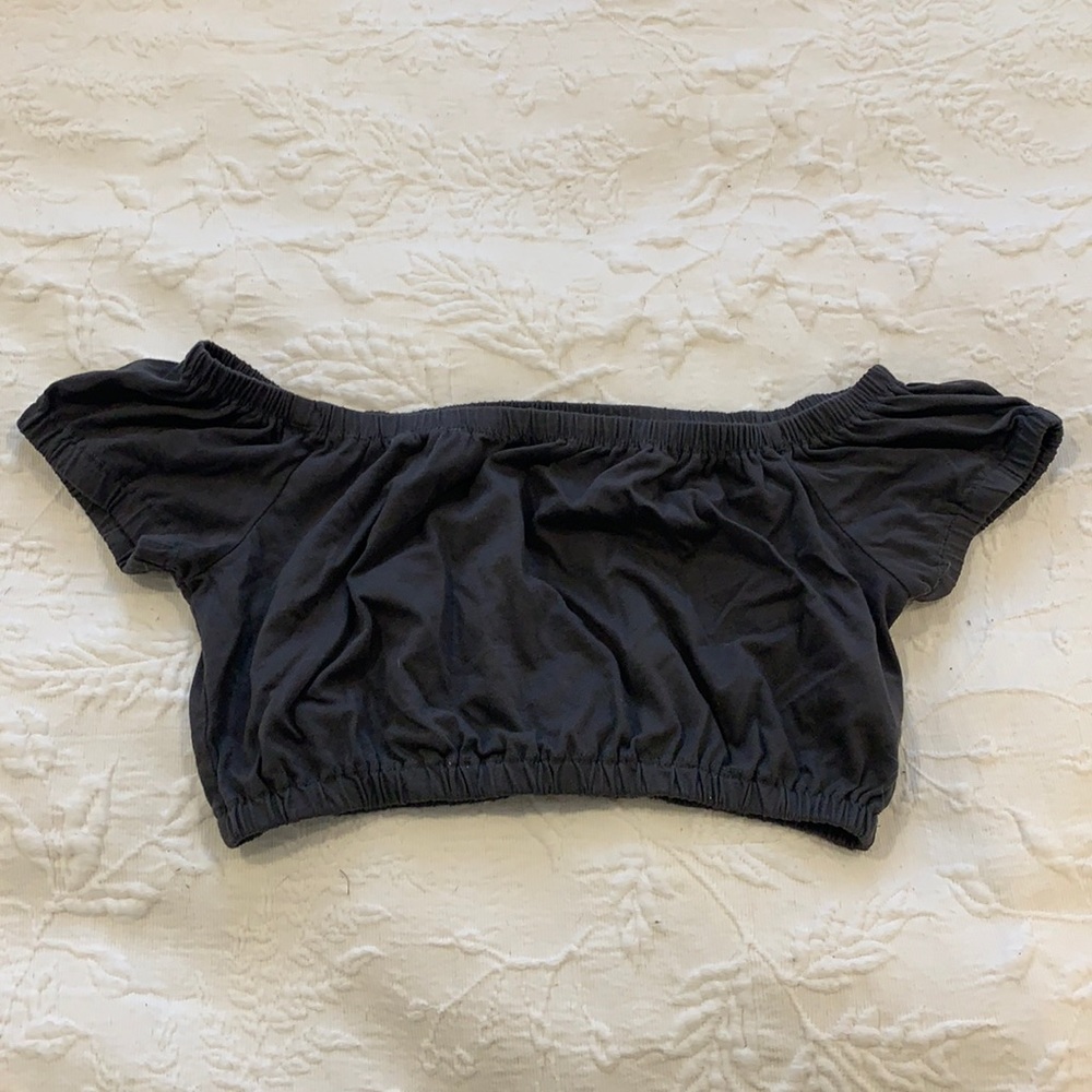 Wildred Off-Shoulder Crop Top